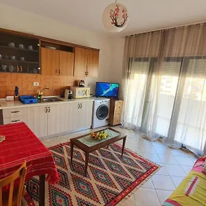 https://la-casita.albaniahotels.org